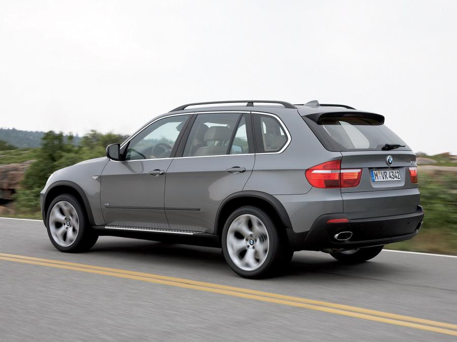 BMW X5 4.8i (E70) 2006 года  (WW) (фото 3 из 64)
